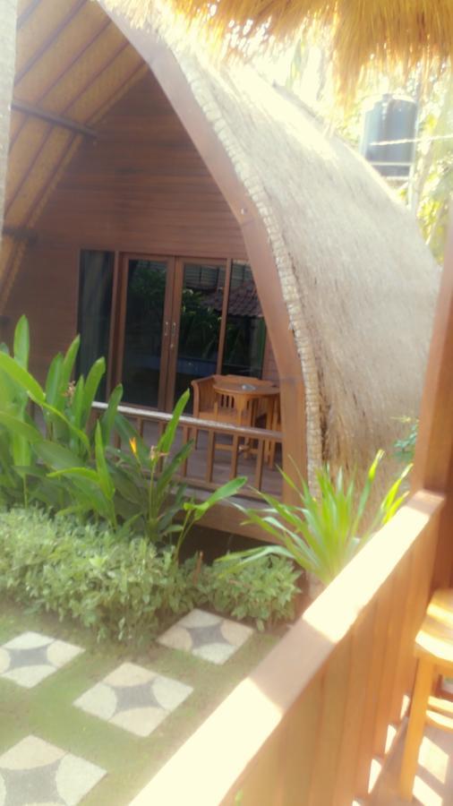 Welly Bungalow Джили Трауанган Екстериор снимка